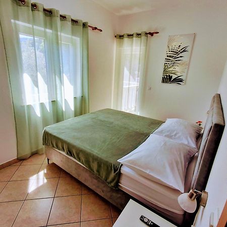 Apartmani Marta Marina Zewnętrze zdjęcie