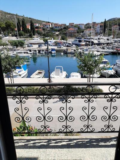 Apartmani Marta Marina Zewnętrze zdjęcie