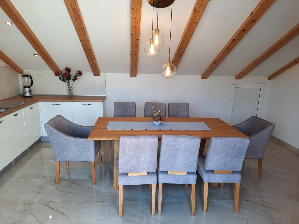 Apartmani Marta Marina Zewnętrze zdjęcie