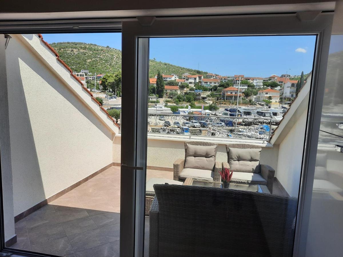 Apartmani Marta Marina Zewnętrze zdjęcie