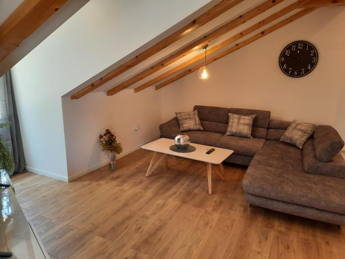 Apartmani Marta Marina Zewnętrze zdjęcie