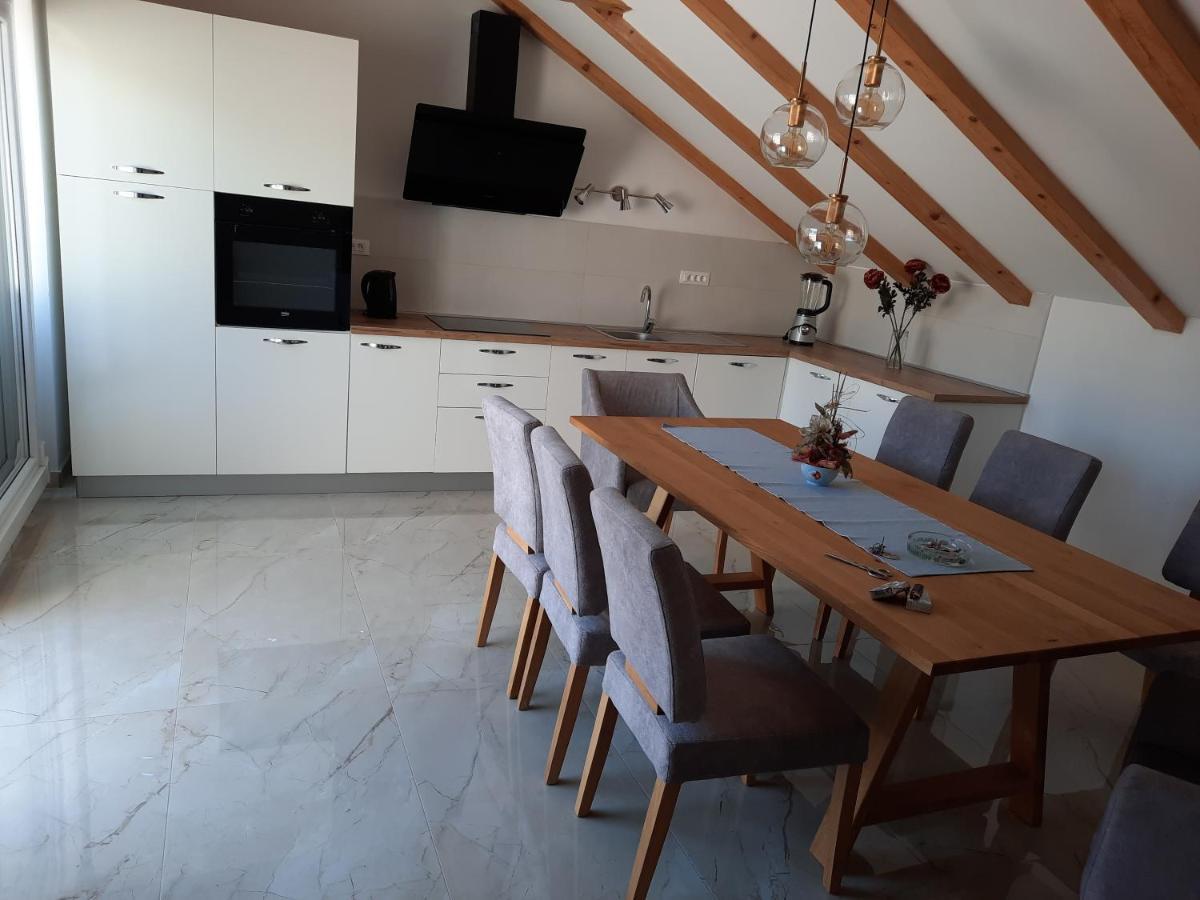 Apartmani Marta Marina Zewnętrze zdjęcie