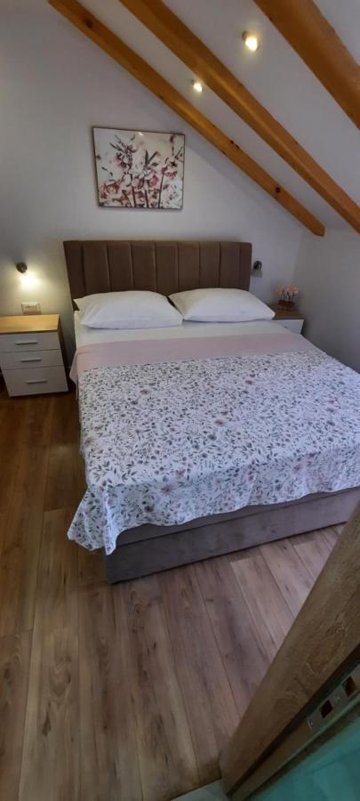 Apartmani Marta Marina Zewnętrze zdjęcie