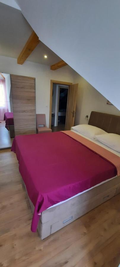 Apartmani Marta Marina Zewnętrze zdjęcie