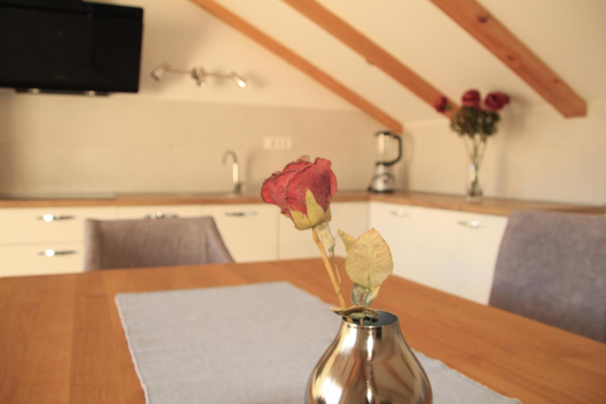 Apartmani Marta Marina Zewnętrze zdjęcie