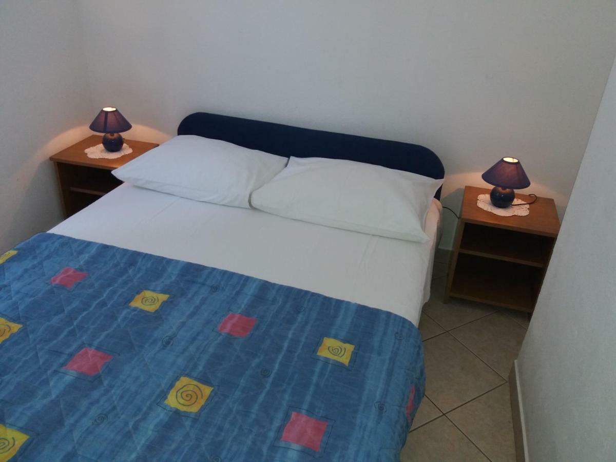 Apartmani Marta Marina Zewnętrze zdjęcie
